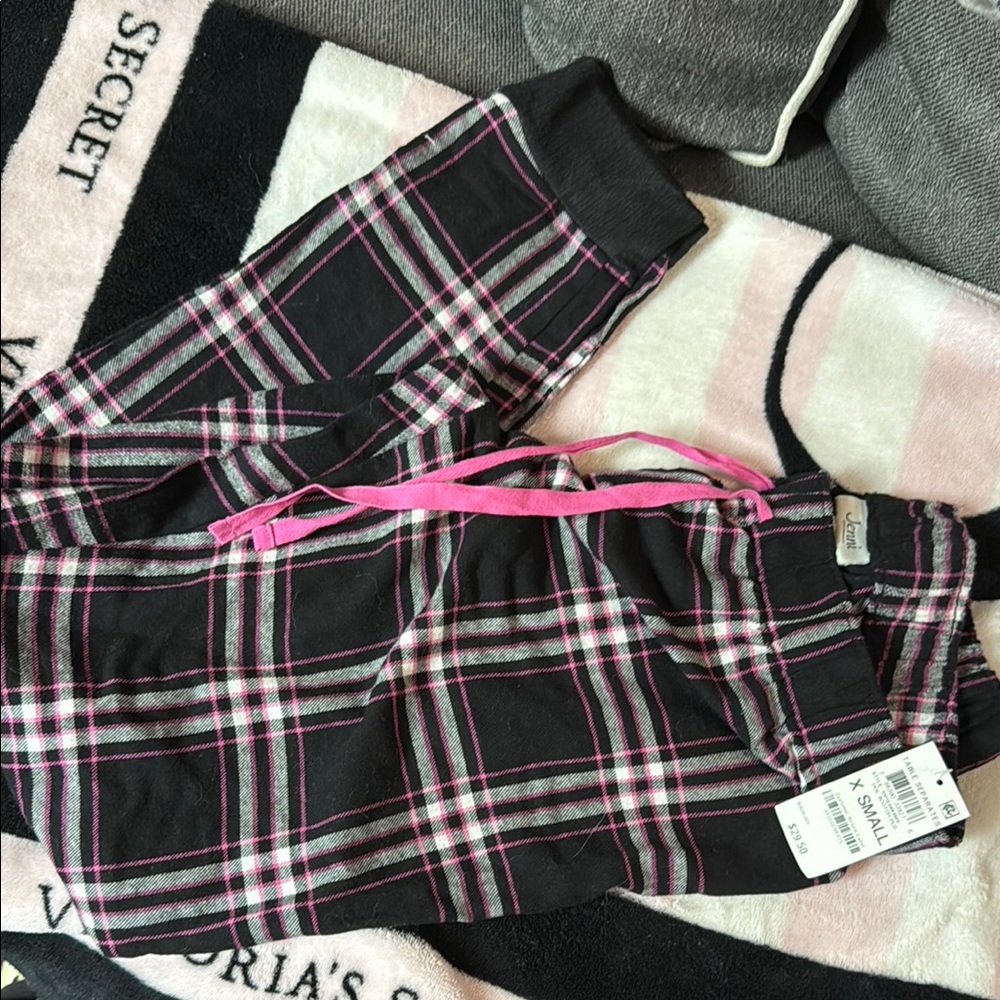 JENNI Pink & Black Plaid Pajama Pants NWT